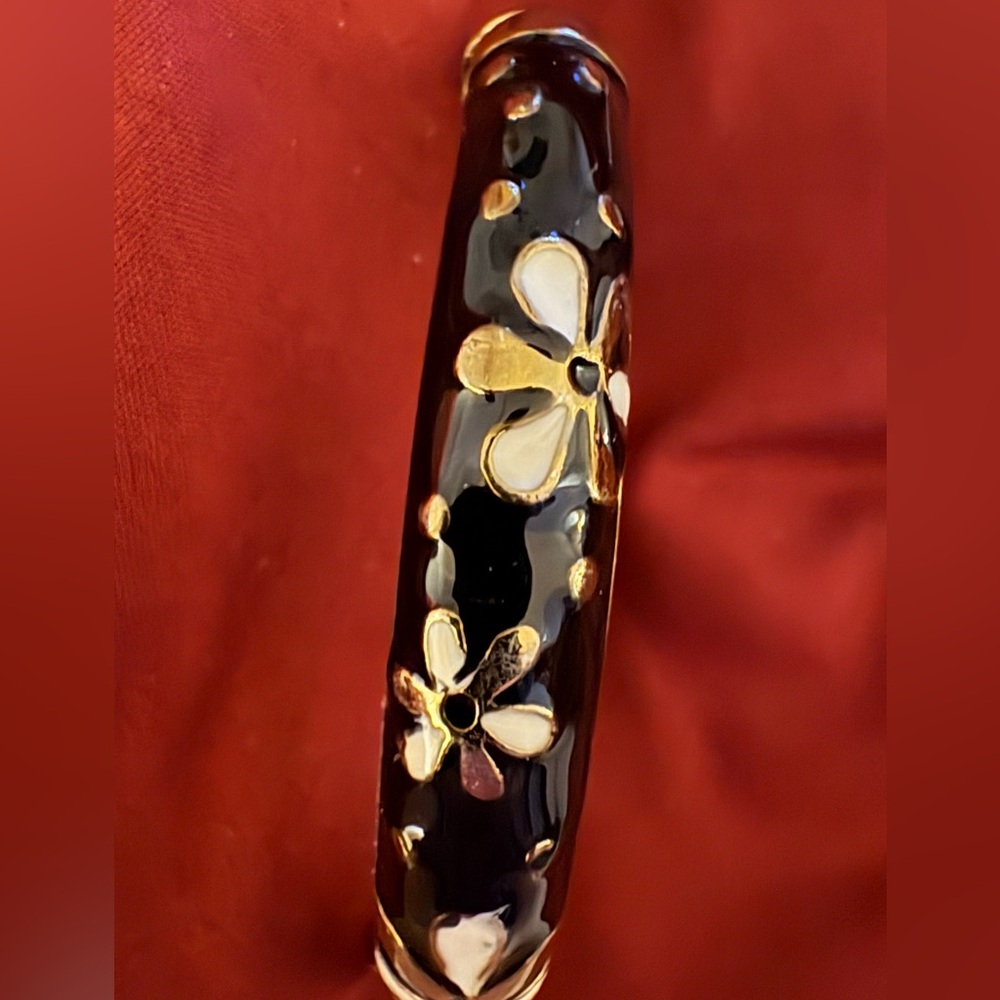 Black Floral Bangle Bracelet